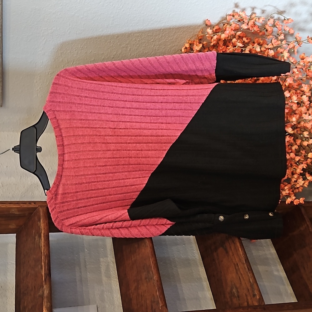 Pretty lightweight sweater - Picture 4 of 4